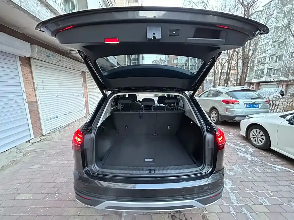 Volkswagen Tayron 2022 из CN, фото 6