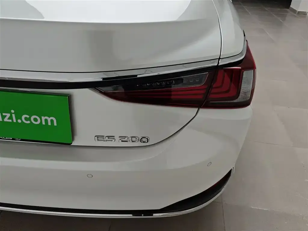 Lexus ES 2023 из CN, фото 4