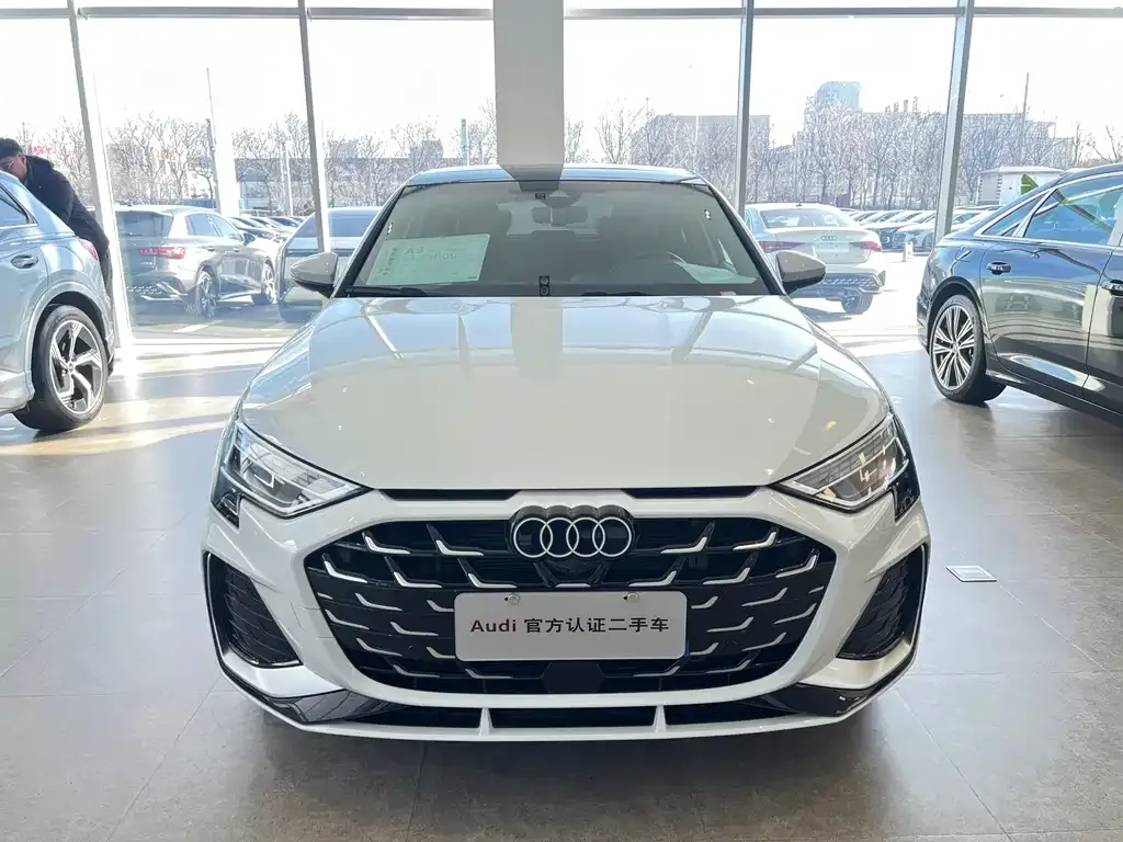 Audi A3 2025 из CN, фото 3