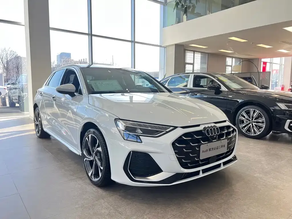 Audi A3 2025 из CN, фото 2