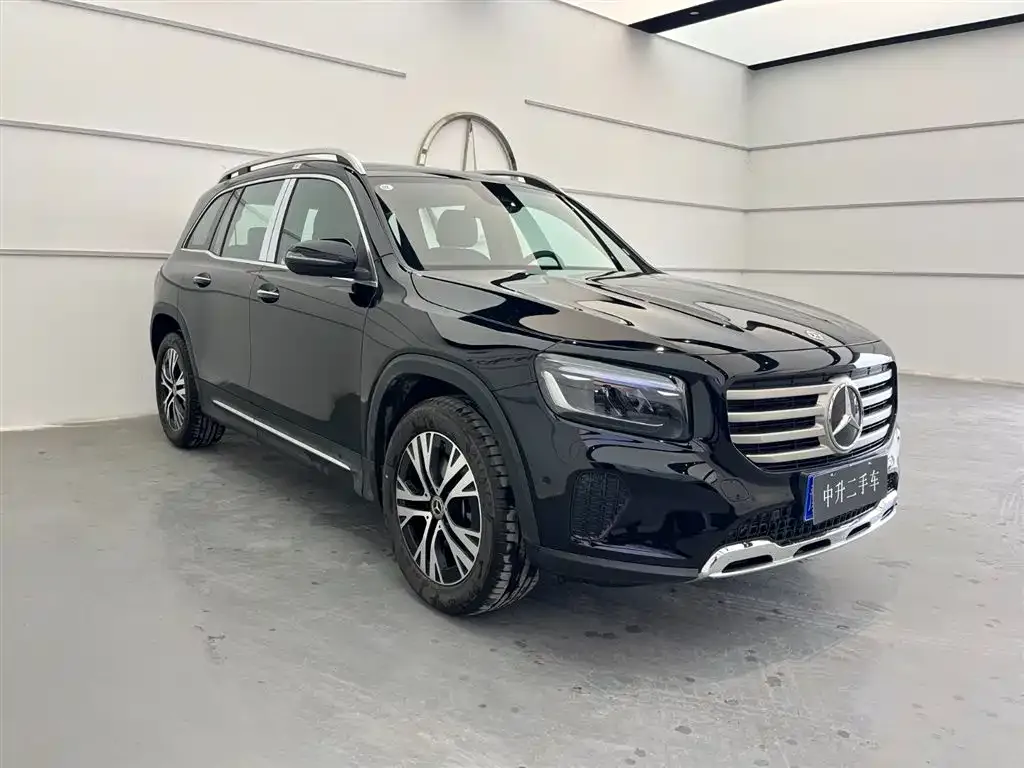Mercedes-Benz GLB — фото 3