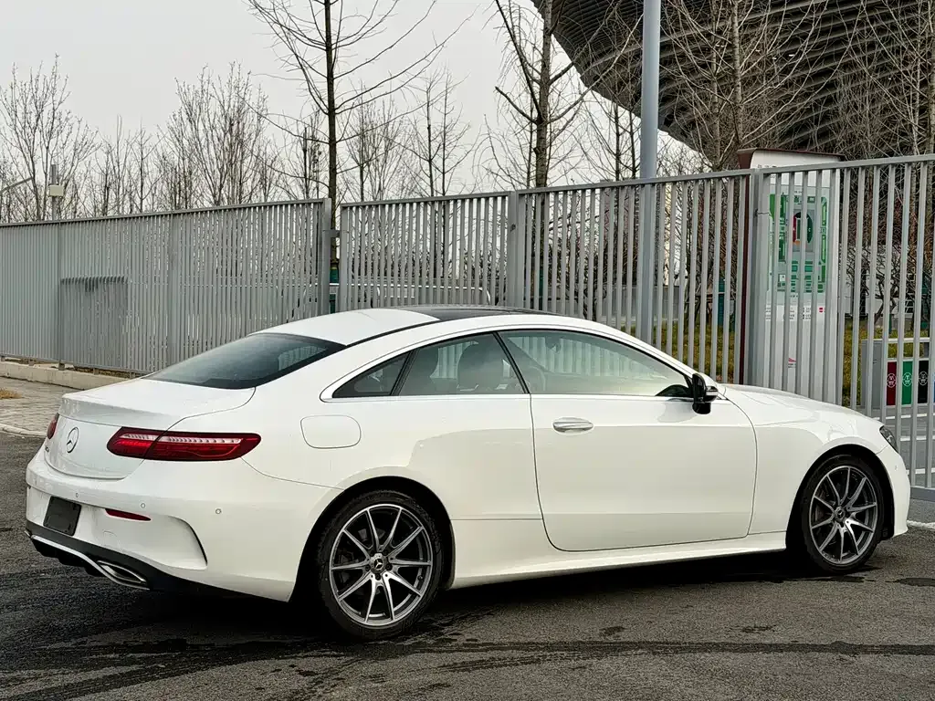Mercedes-Benz E-Class (Import) — фото 10