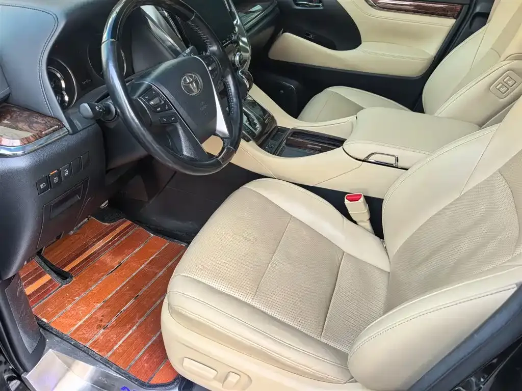 Toyota Alphard 2021 из CN, фото 4