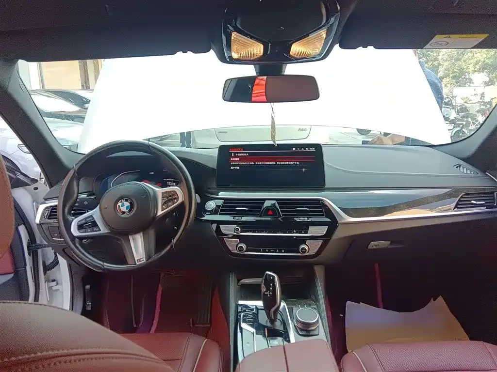 BMW 5 Series — фото 2