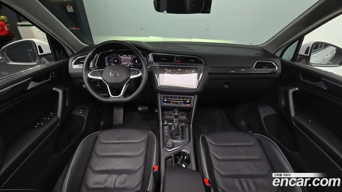 Volkswagen Tiguan — фото 2
