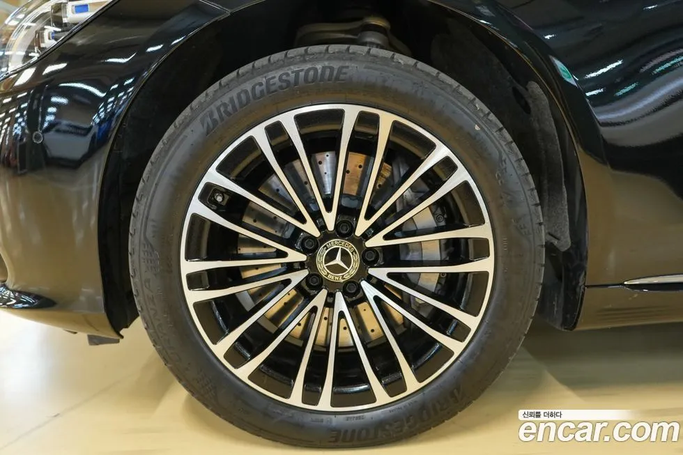 Mercedes-Benz S-Class 2025 из KR, фото 5