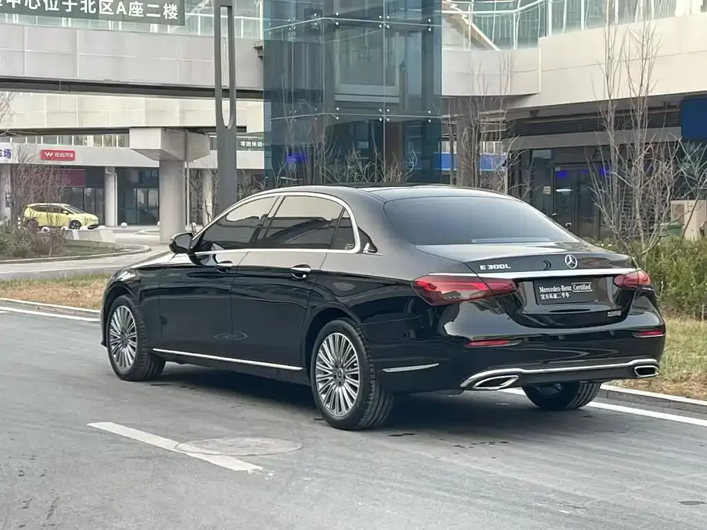 Mercedes-Benz E-Class 2023 из CN, фото 9
