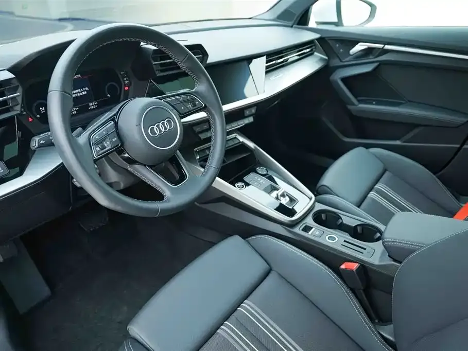 Audi A3 — фото 7