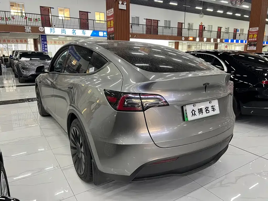 Tesla Model Y 2023 из CN, фото 10