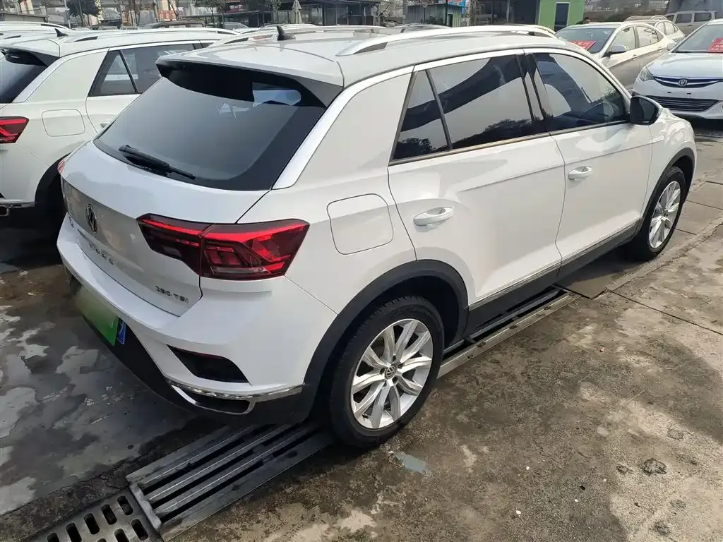 Volkswagen T-Roc 2021 из CN, фото 9
