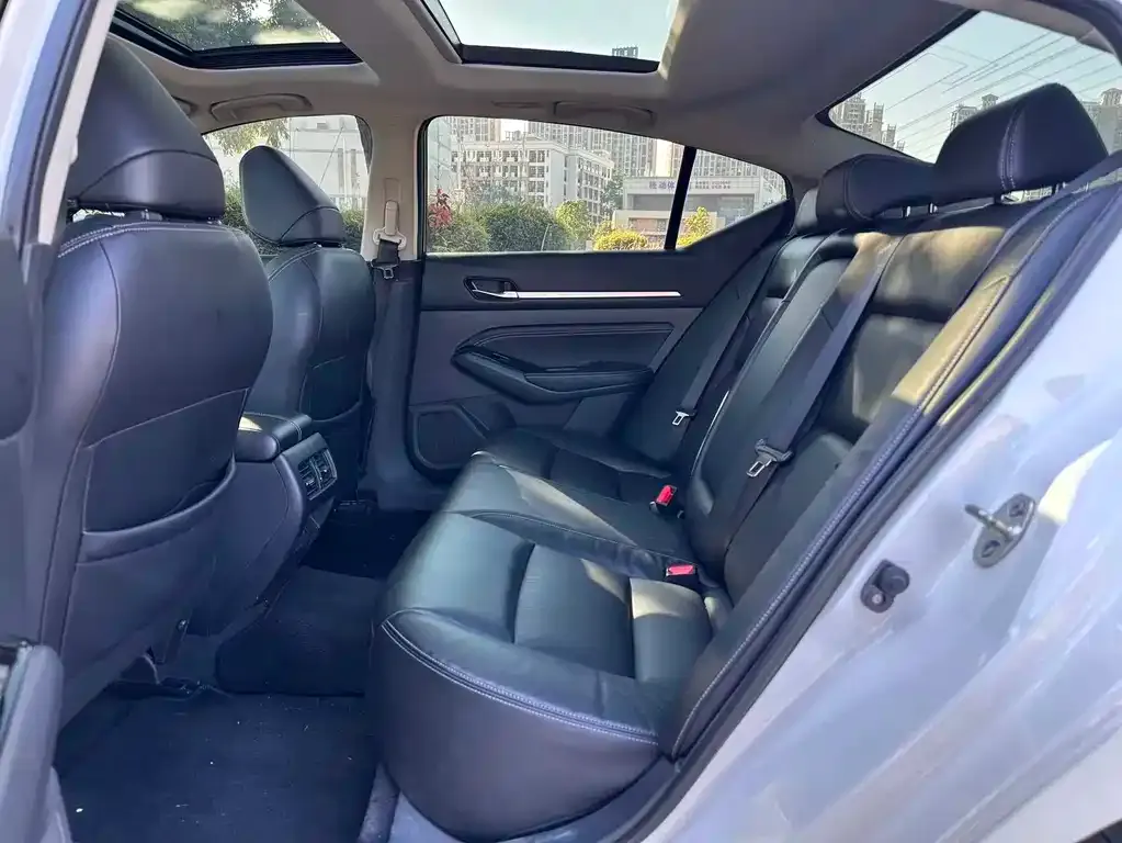 Nissan Teana 2021 из CN, фото 4