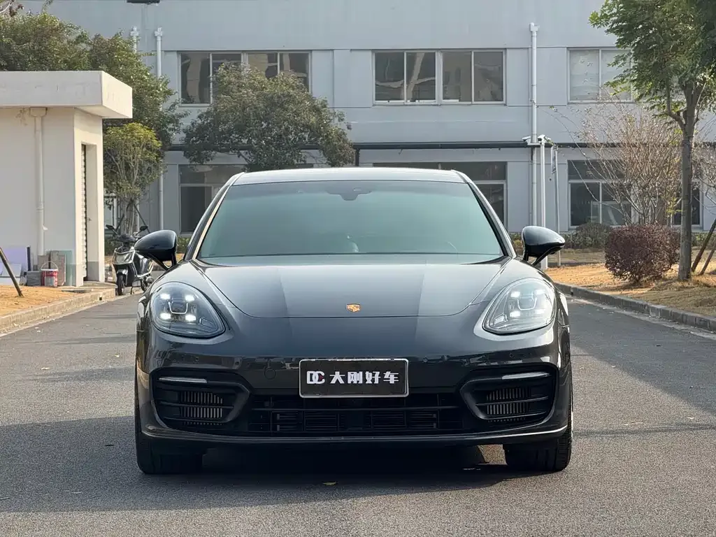 Porsche Panamera — фото 9