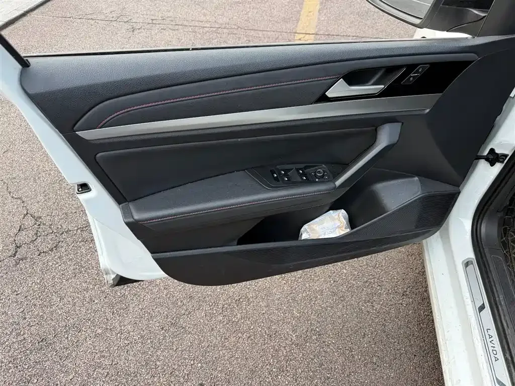 Volkswagen Lavida 2024 из CN, фото 5