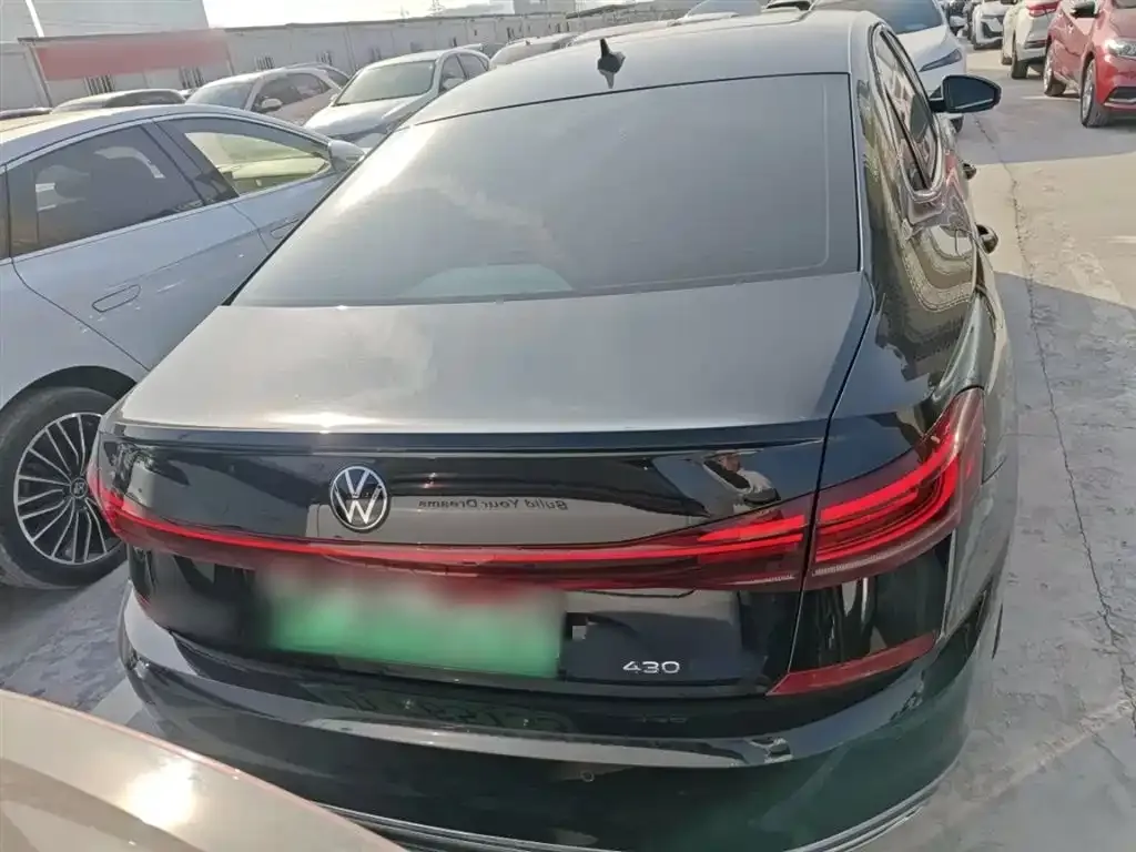 Volkswagen Passat New Energy — фото 7