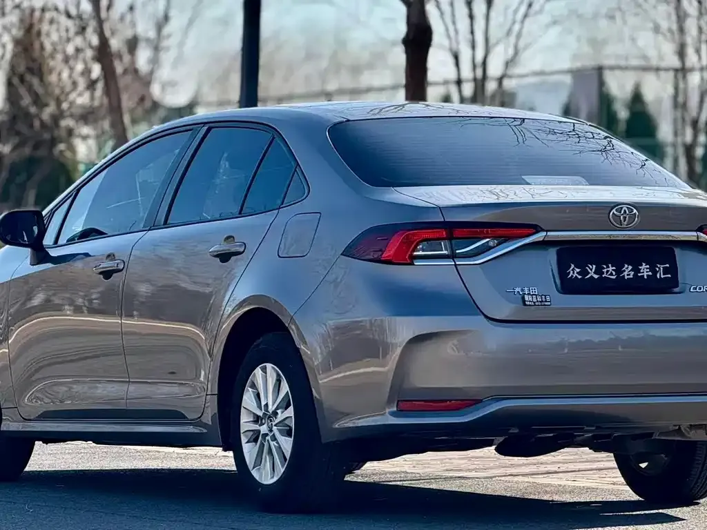 Toyota Corolla 2021 из CN, фото 8