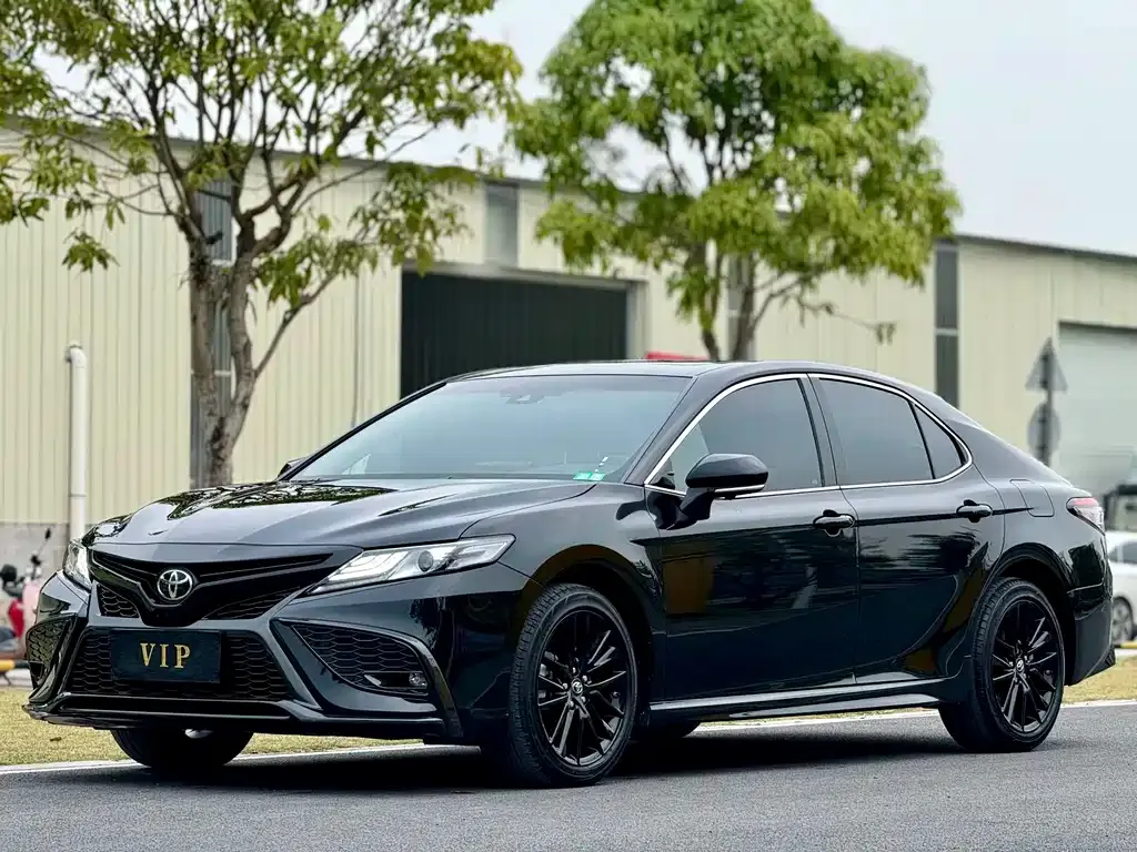 Toyota Avalon 2024 из CN, фото 1