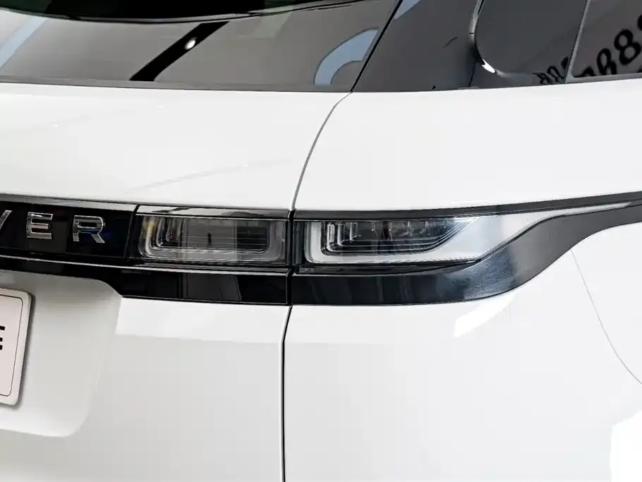 Land Rover Evoque 2024 из CN, фото 3
