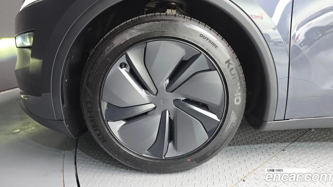 [object Object] Model Y 2025 из KR, фото 5