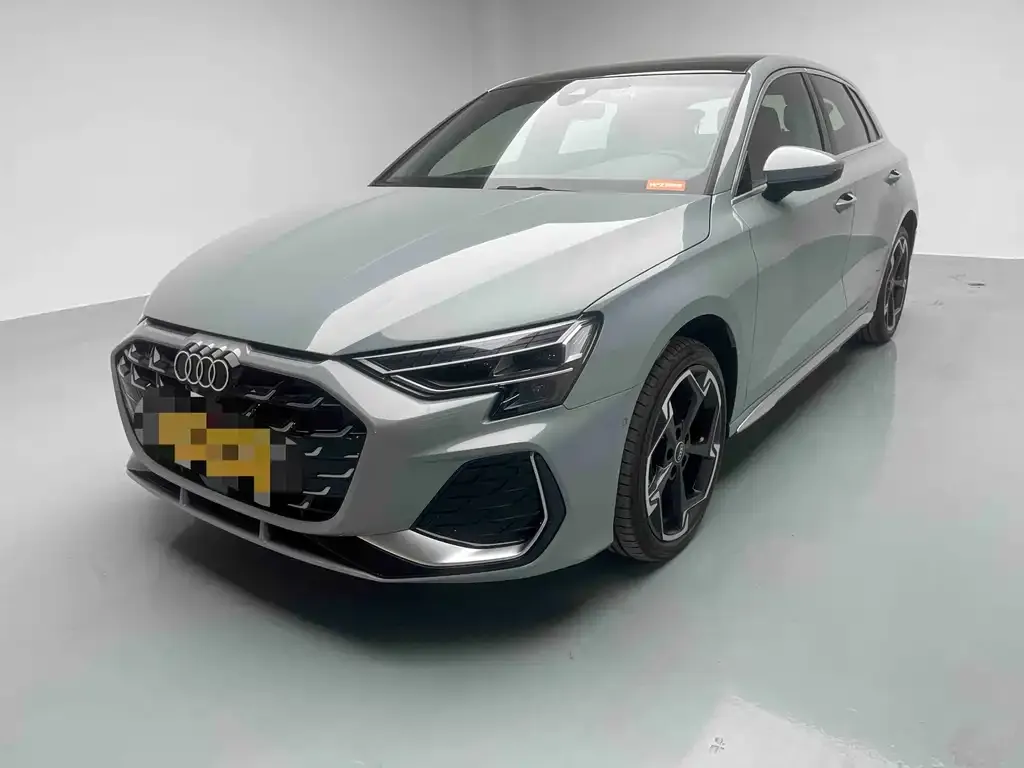 Audi A3 2024 из CN, фото 1
