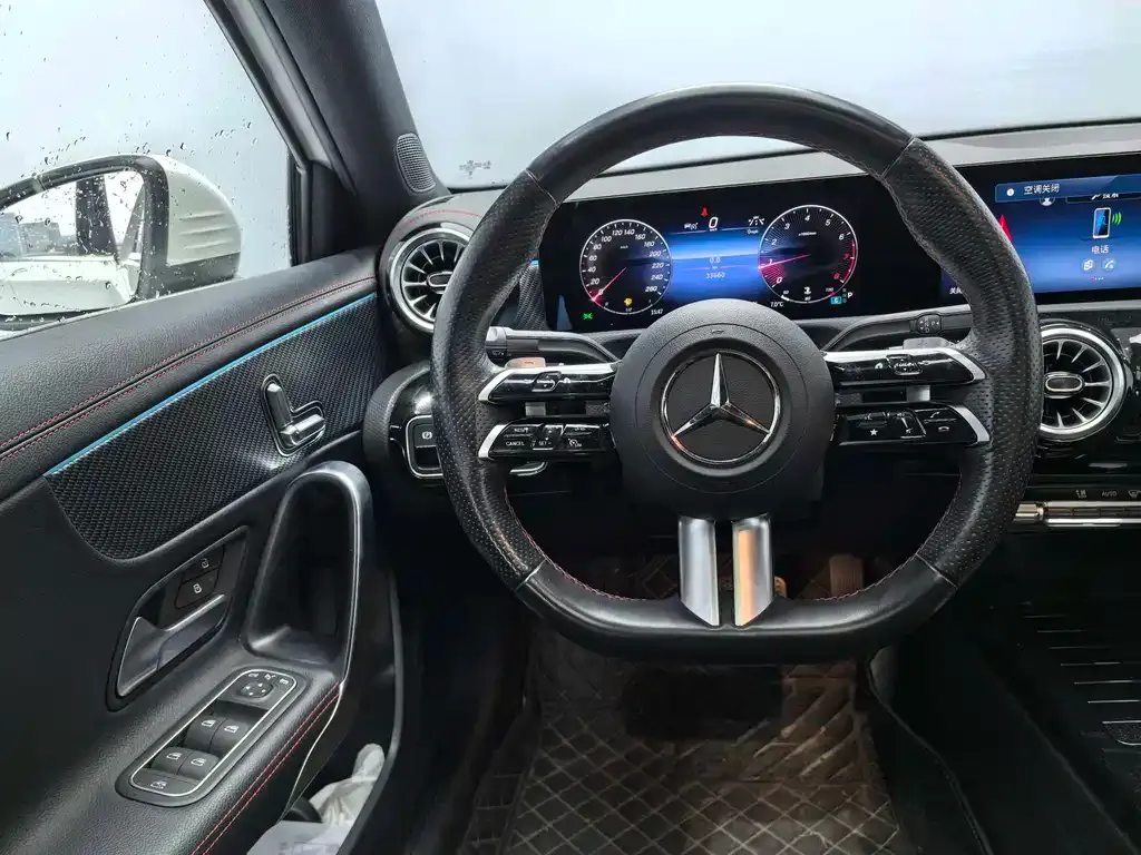 Mercedes-Benz A-Class 2023 из CN, фото 9