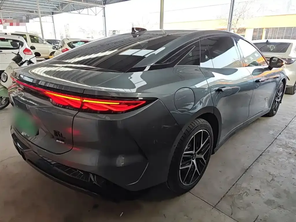 BYD Han L 2025 из CN, фото 5