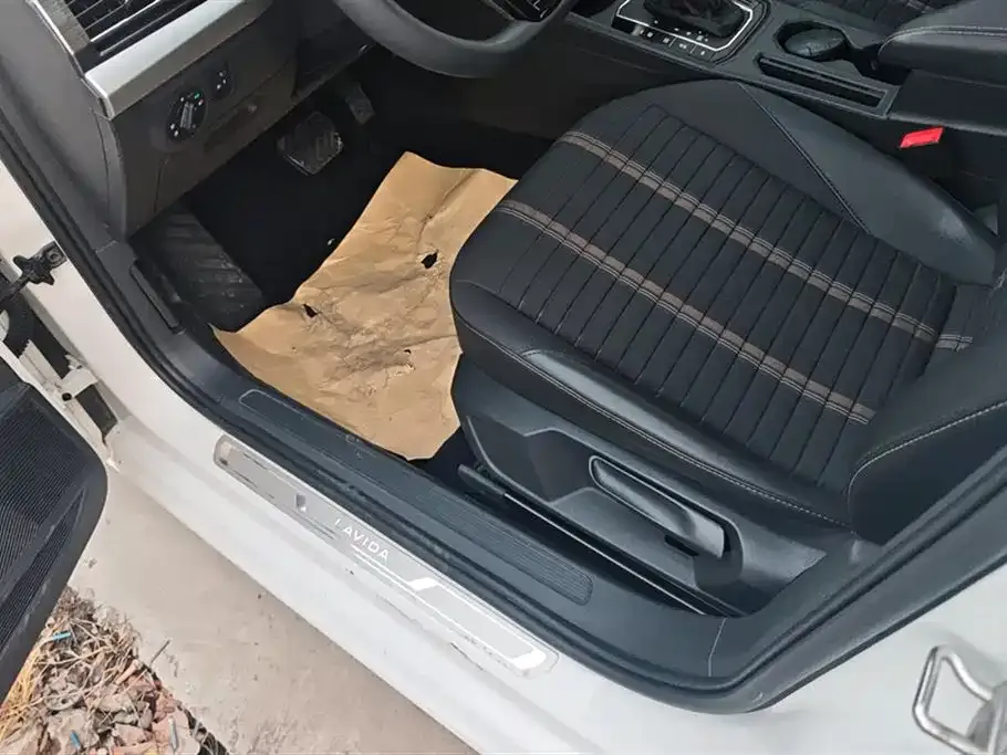 Volkswagen Lavida 2022 из CN, фото 9