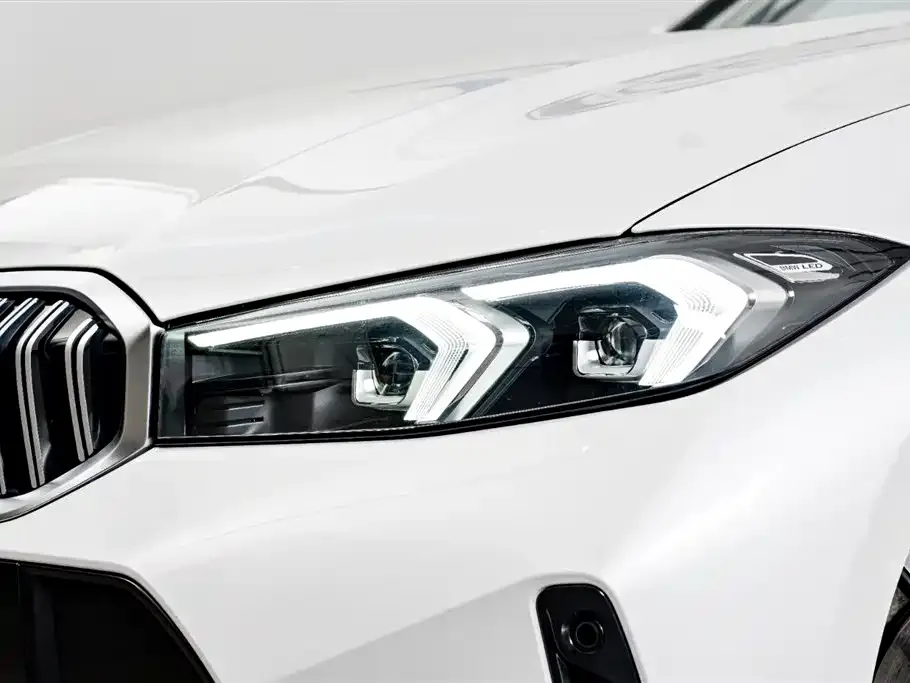 BMW 3 Series 2024 из CN, фото 2