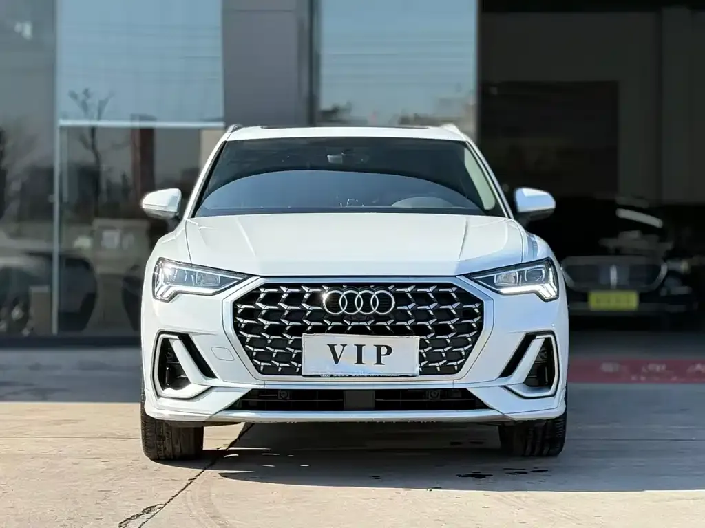 Audi Q3 2024 из CN, фото 4