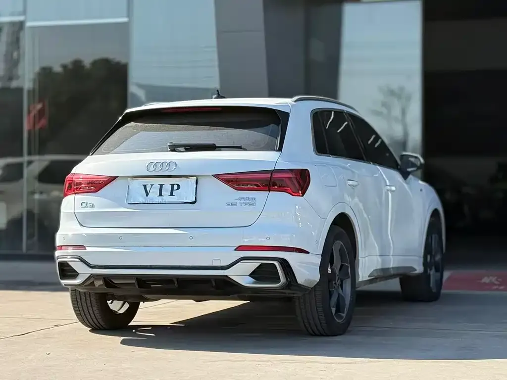 Audi Q3 2024 из CN, фото 9
