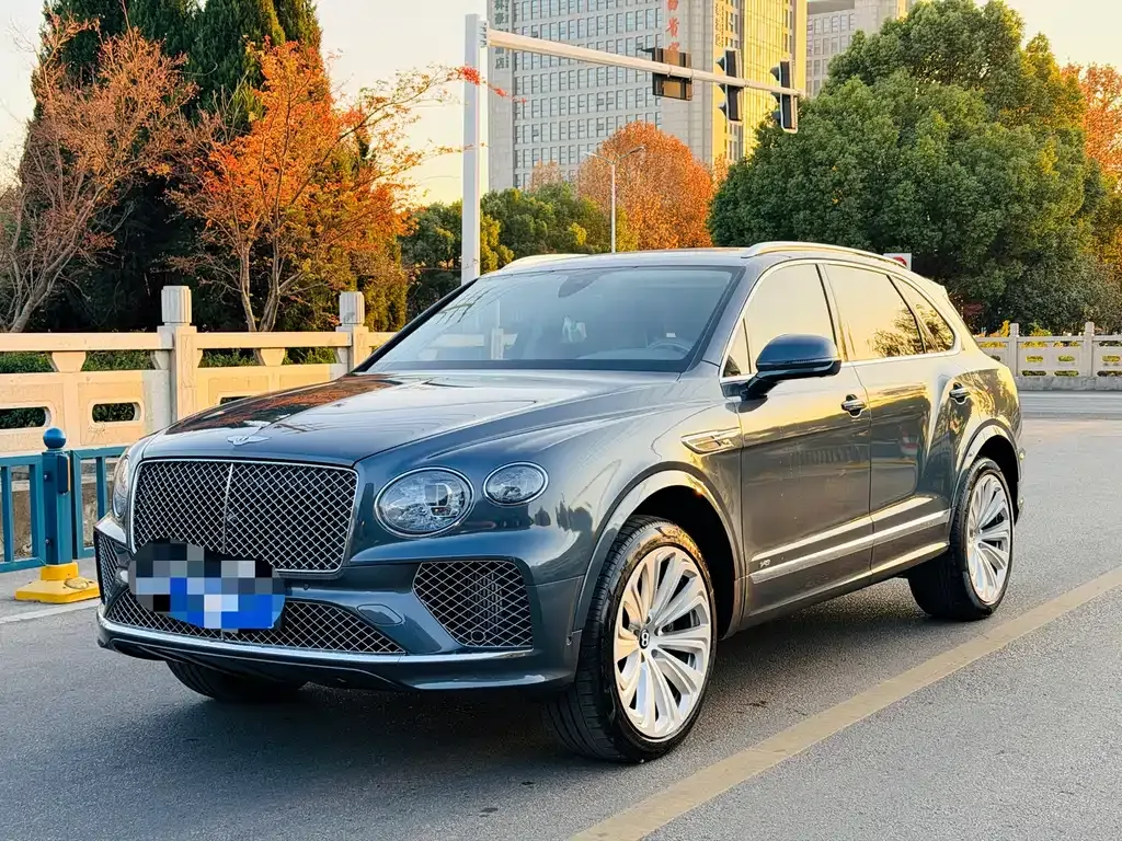 Bentley Bentayga 2021 из CN, фото 1