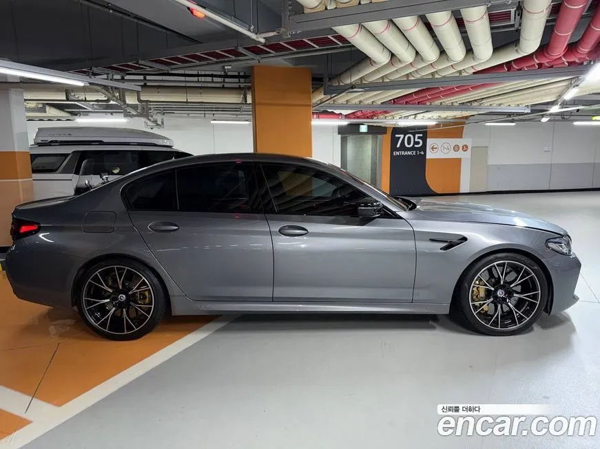 BMW M5 2023 из KR, фото 5