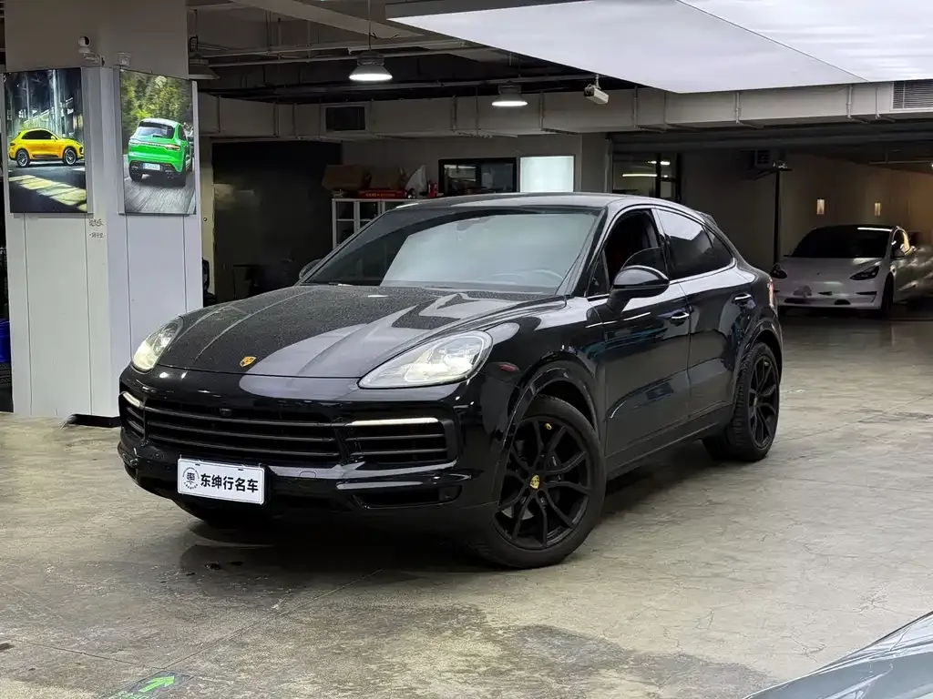 Porsche Cayenne 2023 из CN, фото 1