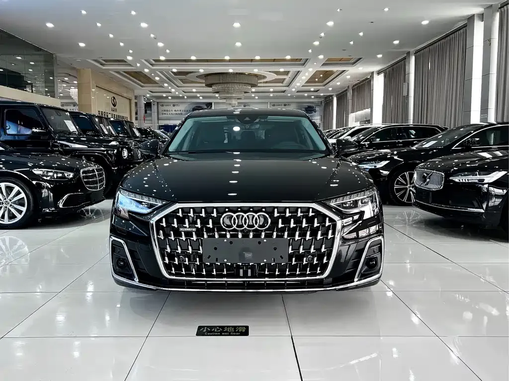 Audi A8 — фото 3