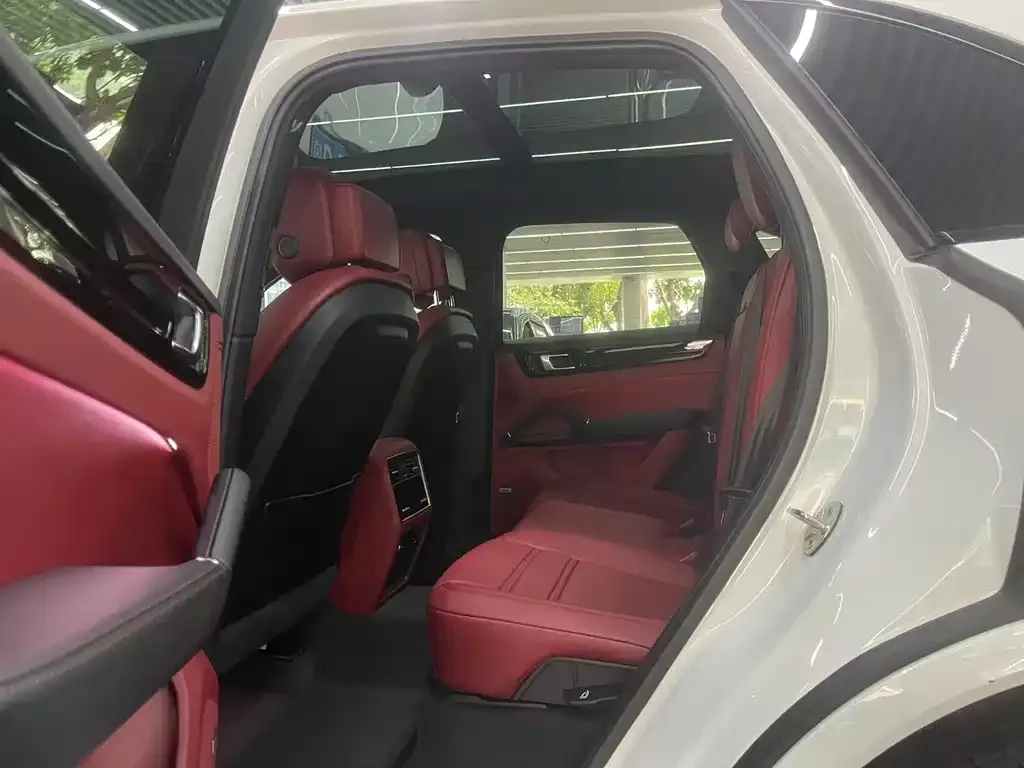 Porsche Cayenne 2022 из CN, фото 2