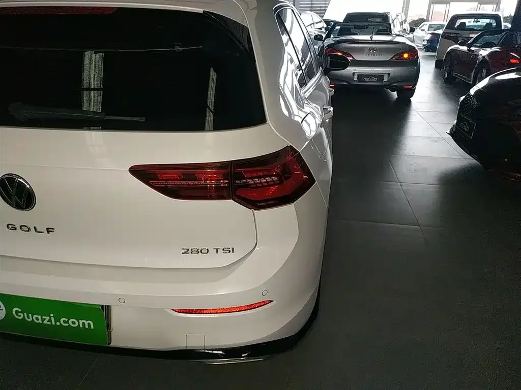 Volkswagen Golf 2022 из CN, фото 8