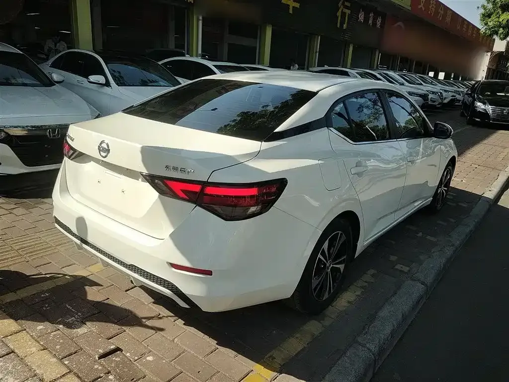 Nissan Sylphy 2021 из CN, фото 2