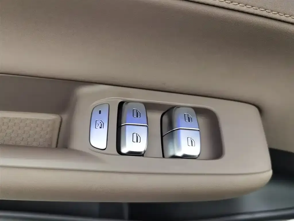 Chery Tiggo 8 PLUS — фото 7