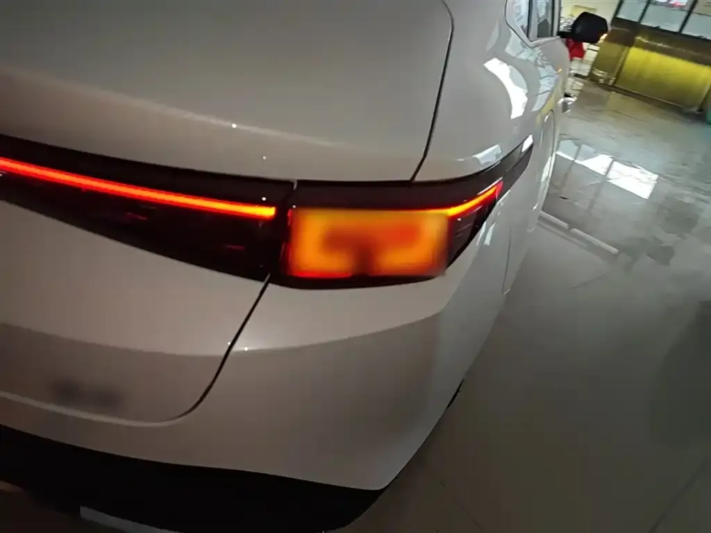 Changan Eado PHEV 2026 из CN, фото 3