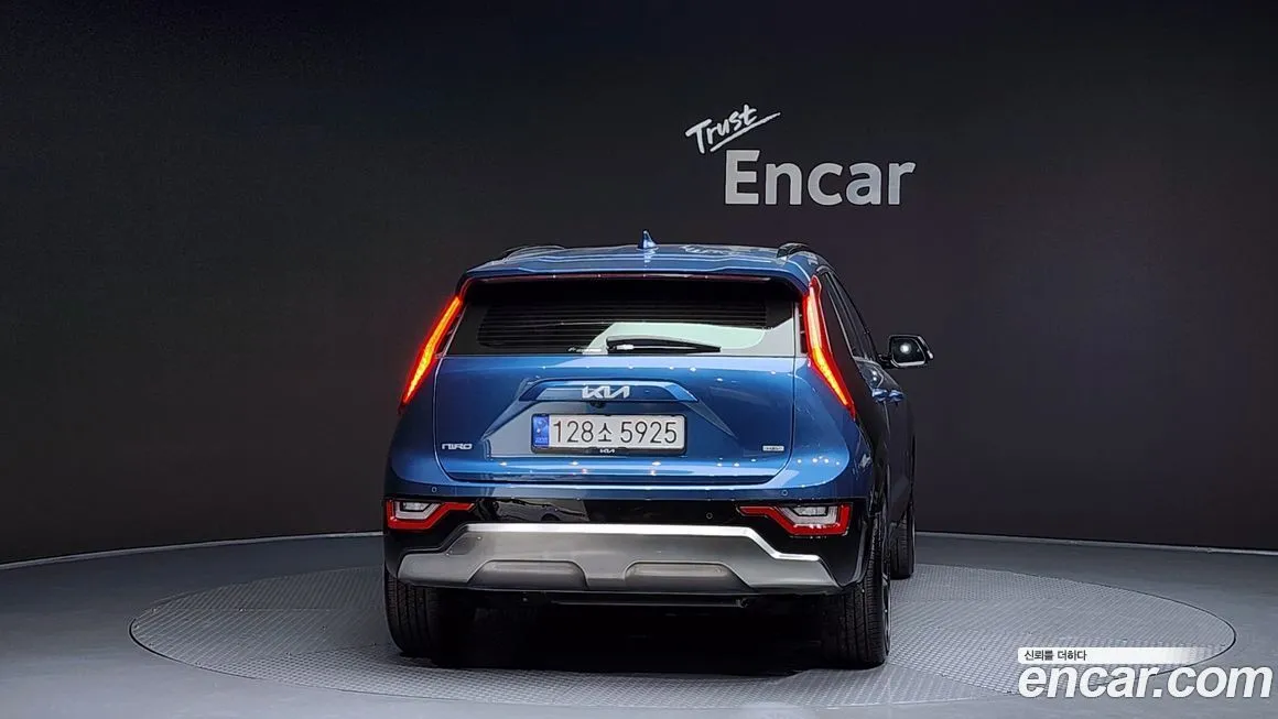 Kia Niro — фото 10
