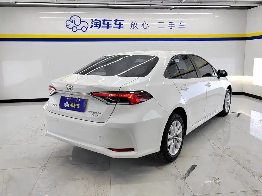 Toyota Corolla 2023 из CN, фото 5