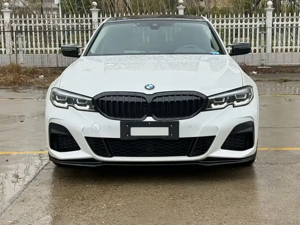 BMW 3 Series 2023 из CN, фото 7