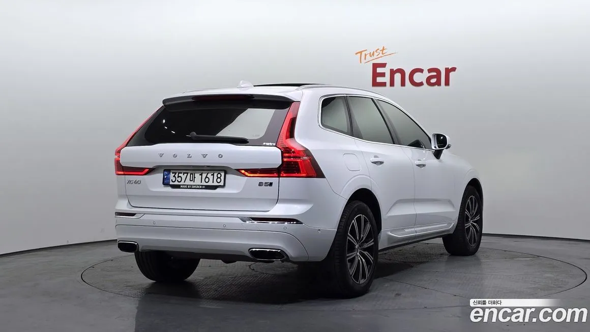 Volvo XC60 — фото 2