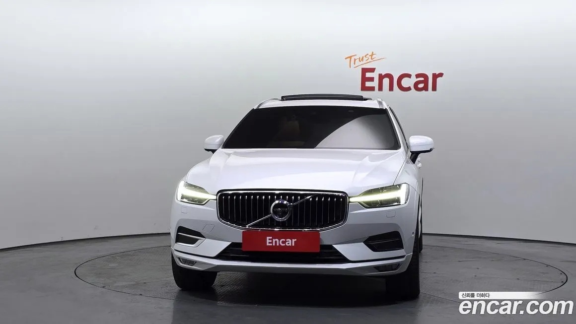 Volvo XC60 — фото 3