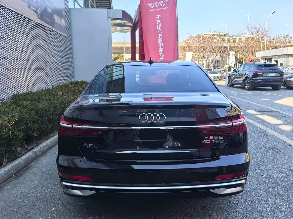 Audi A6L 2023 из CN, фото 10