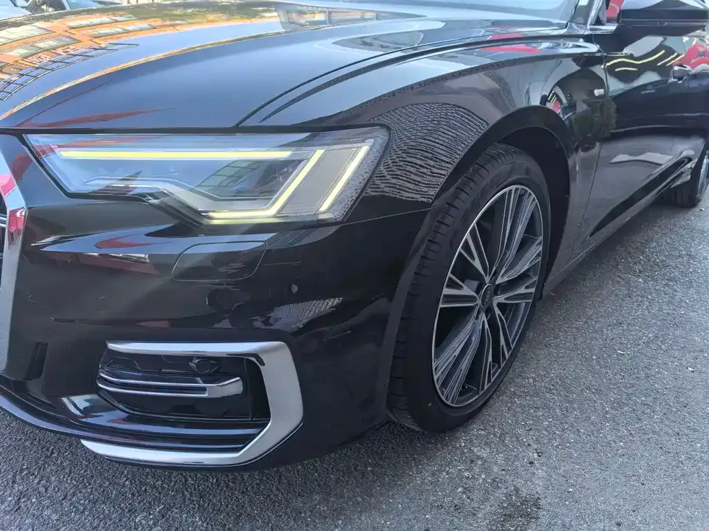 Audi A6L 2023 из CN, фото 4