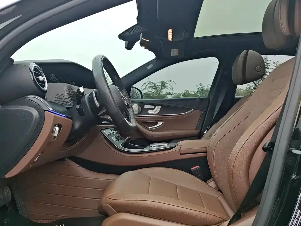Mercedes-Benz E-Class 2022 из CN, фото 4