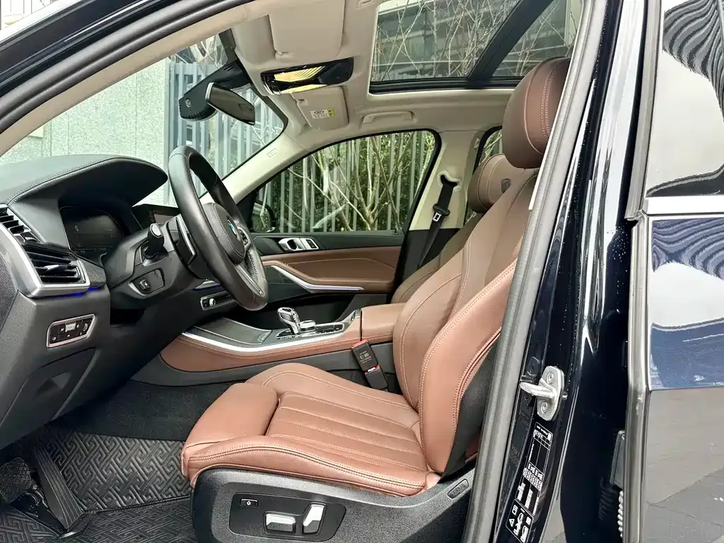 BMW X5 (Import) — фото 4