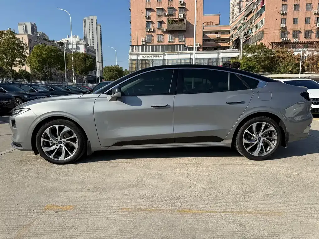 Ford Mondeo 2022 из CN, фото 6