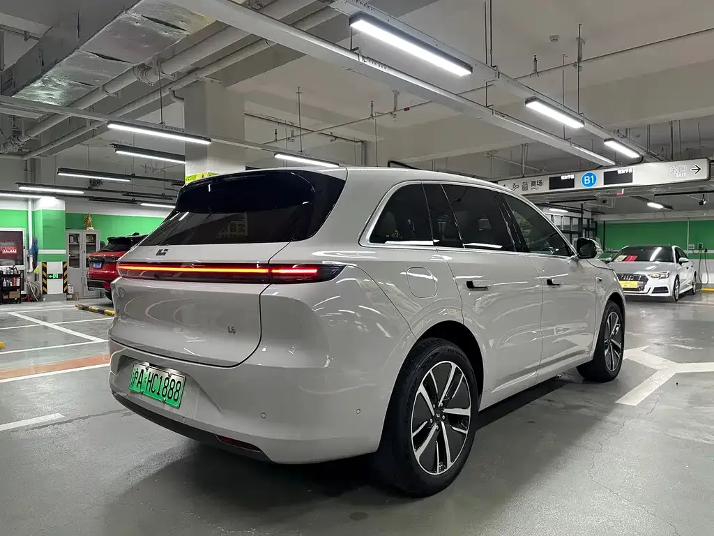 Li Auto L6 2024 из CN, фото 2