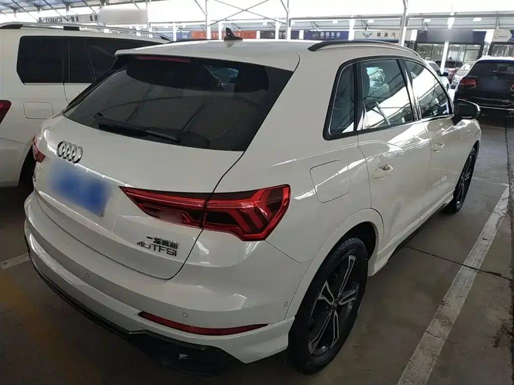 Audi Q3 2023 из CN, фото 7